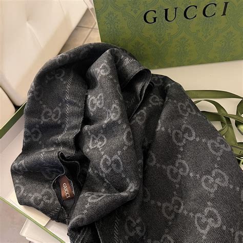 smanicato gucci uomo